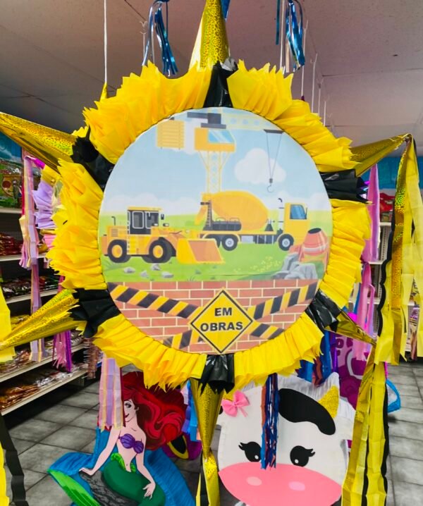 Round piñata with 6 cones 17” - Image 9