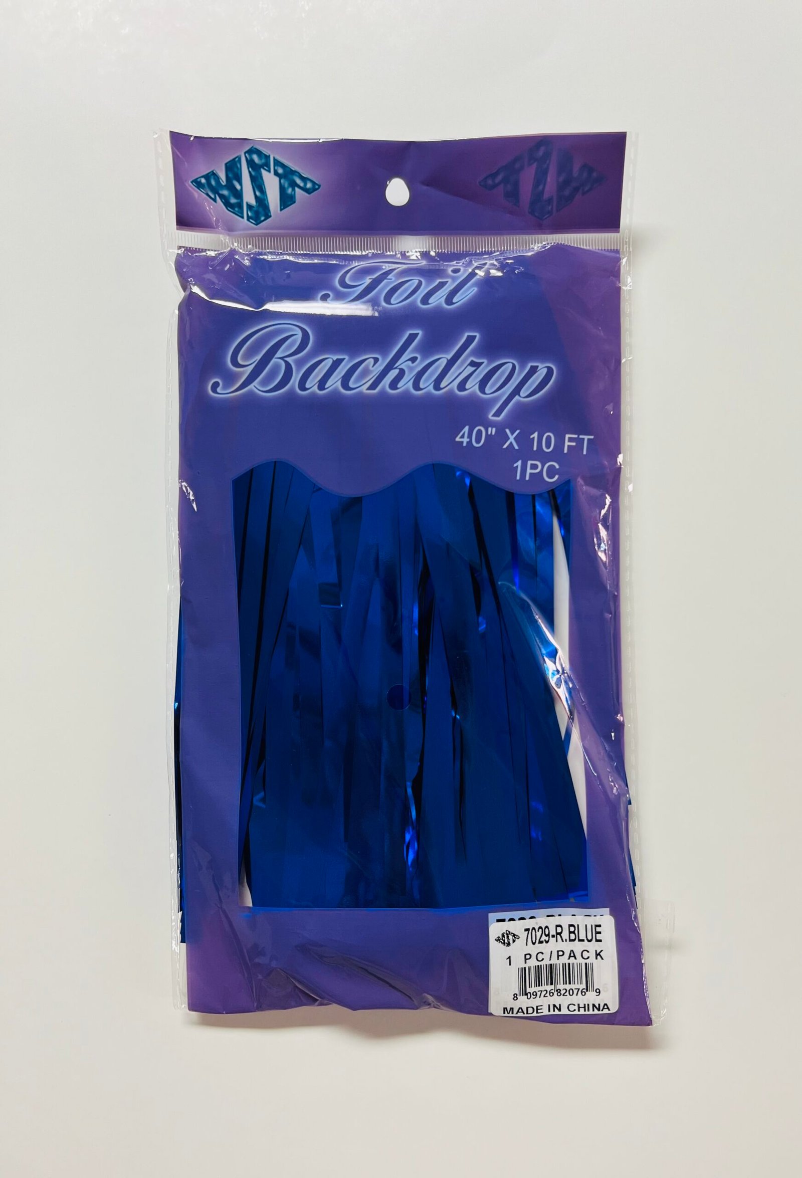 Shimmering Foil Fringe Backdrop (1 Curtain) - Image 7