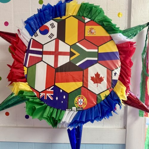 Soccer Flags Round Piñata with 6 cones