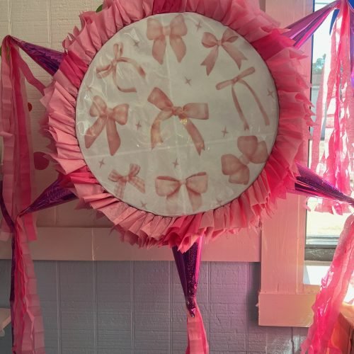 Pink Bows Piñata with 6 cones (17-inch)